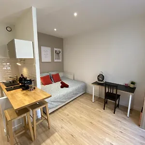  Appartement Place De Metz, Hyper-centre Grenoble, Studio 25 M2